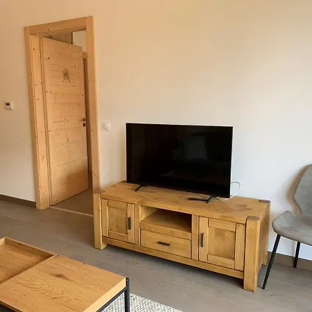 Apartment Magnifique 2 Pieces Equipe Avec Garage Prive A - Fr-1-198-239 *