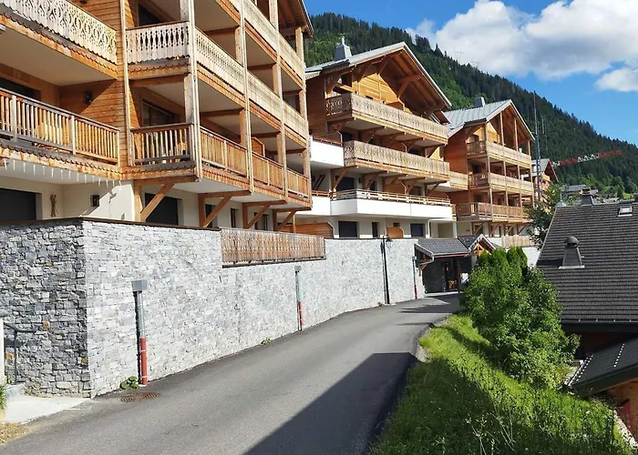 Superbe 2 Pieces A Avec Garage Privatif - Fr-1-198-239 Châtel
